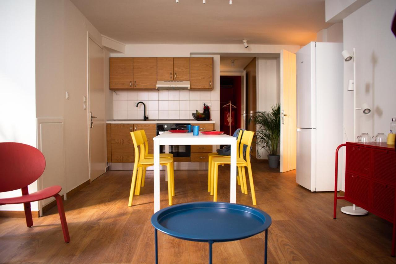 Ryb Colour Apartment Patras Esterno foto
